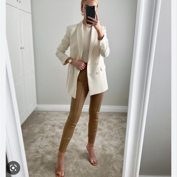 BLOGGERS FAVORITE Zara MidRise Camel Sold Out Faux Leather Leggings NWT - Picture 2 of 10